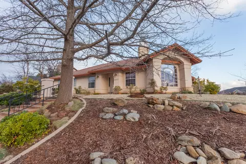 6317 Carmel Dr, Redding, CA 96003 photo 8