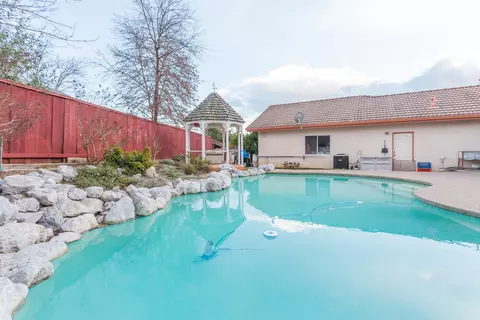 6317 Carmel Dr, Redding, CA 96003 photo 18