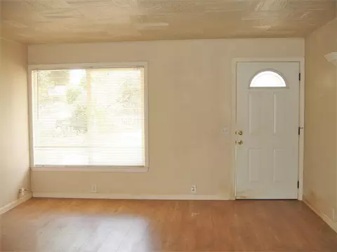 1146 Echo Rd, Redding, CA 96002 photo 2