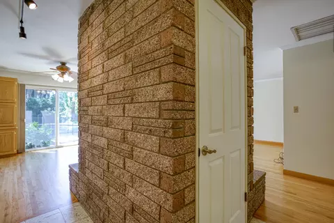 6974 Sacramento Dr, Redding, CA 96001 photo 3