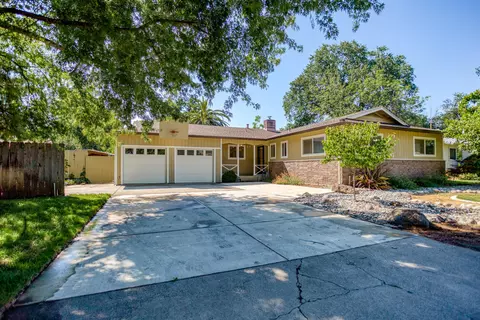 6974 Sacramento Dr, Redding, CA 96001 photo 1
