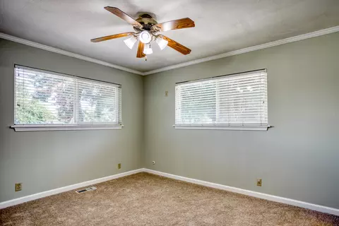 6974 Sacramento Dr, Redding, CA 96001 photo 17