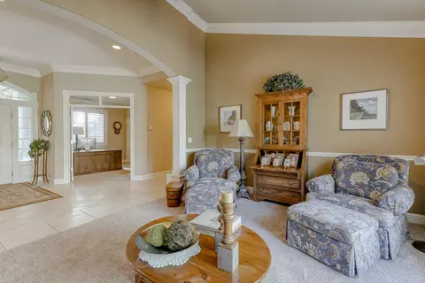 4636 St Charles Dr, Redding, CA 96002 photo 13