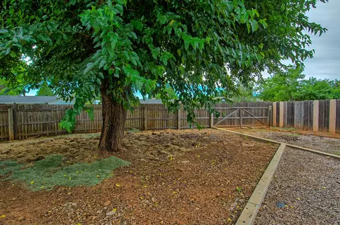 7194 Granada Dr, Redding, CA 96002 photo 41