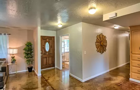 7194 Granada Dr, Redding, CA 96002 photo 6