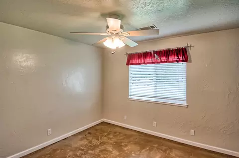 7194 Granada Dr, Redding, CA 96002 photo 27