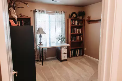 891 Country Oak Dr, Redding, CA 96003 photo 9