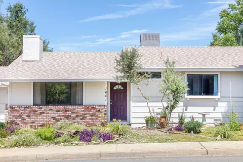 1641 Bechelli Ln, Redding, CA 96002 photo 2