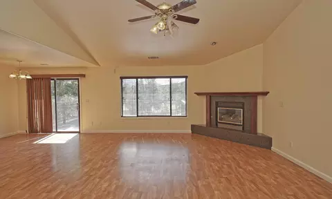 11934 Hardpan, Redding, CA 96003 photo 2