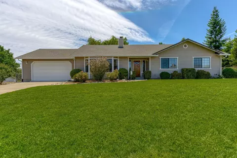 19337 Hollow Ln, Redding, CA 96003 photo 1