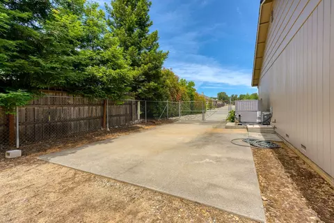 19337 Hollow Ln, Redding, CA 96003 photo 24