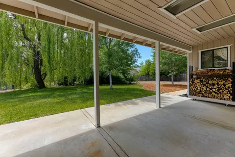 19337 Hollow Ln, Redding, CA 96003 photo 23