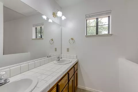 19337 Hollow Ln, Redding, CA 96003 photo 15