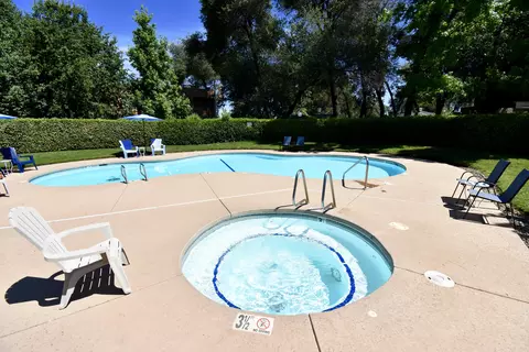 867 Chamise Way, Redding, CA 96002 photo 28