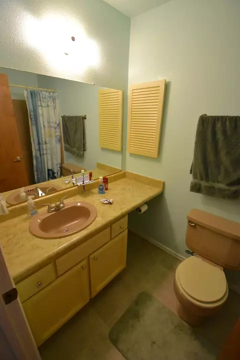 867 Chamise Way, Redding, CA 96002 photo 18