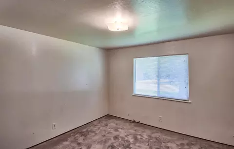 5718 Mountain View Dr, Redding, CA 96003 photo 16