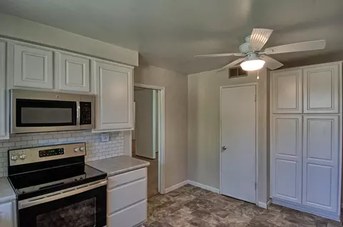 5718 Mountain View Dr, Redding, CA 96003 photo 11