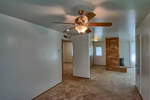5718 Mountain View Dr, Redding, CA 96003 photo 7