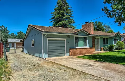 5718 Mountain View Dr, Redding, CA 96003 photo 3
