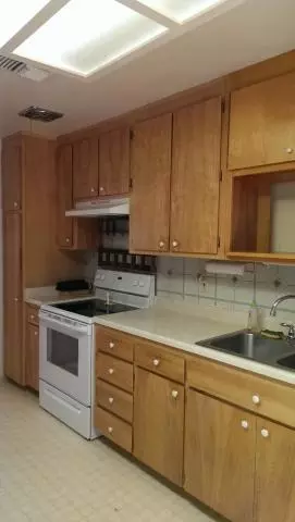 1004 3rd St, Redding, CA 96002 photo 5