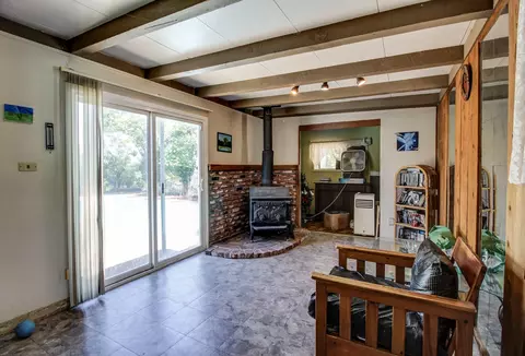 1516 Riviera Dr, Redding, CA 96001 photo 9