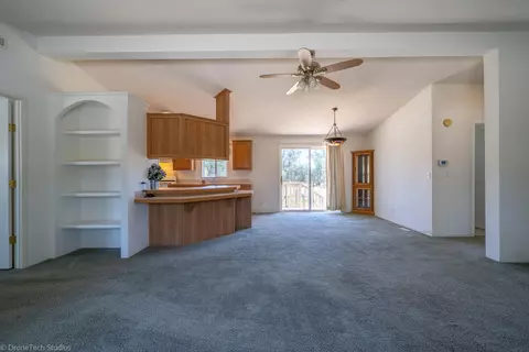 21344 Faith Ave, Redding, CA 96003 photo 9