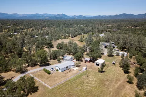 21344 Faith Ave, Redding, CA 96003 photo 36