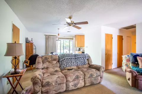 3872 Alma Ave, Redding, CA 96002 photo 5