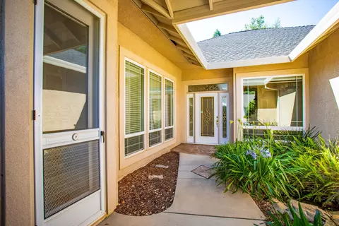 4880 Clark River Dr, Redding, CA 96002 photo 4