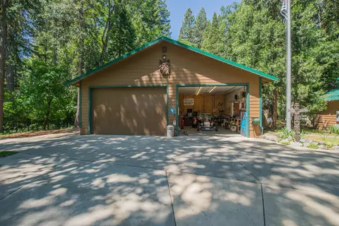 200 Coffee Creek Rd, Coffee Creek, CA 96091 photo 47