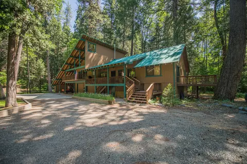 200 Coffee Creek Rd, Coffee Creek, CA 96091 photo 30