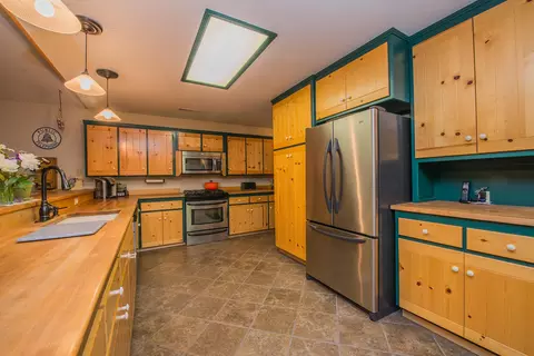 200 Coffee Creek Rd, Coffee Creek, CA 96091 photo 8