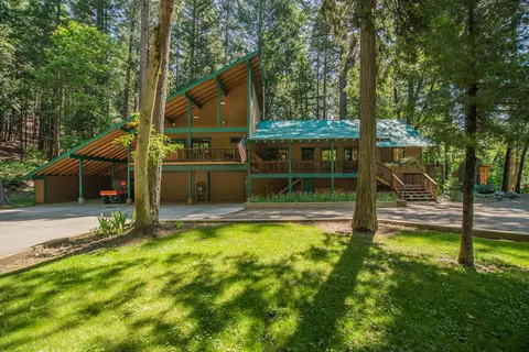 200 Coffee Creek Rd, Coffee Creek, CA 96091 photo 31