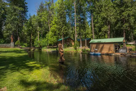 200 Coffee Creek Rd, Coffee Creek, CA 96091 photo 1