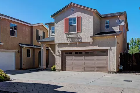 2380 Shining Star Way, Redding, CA 96003 photo 3
