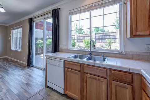 2380 Shining Star Way, Redding, CA 96003 photo 8
