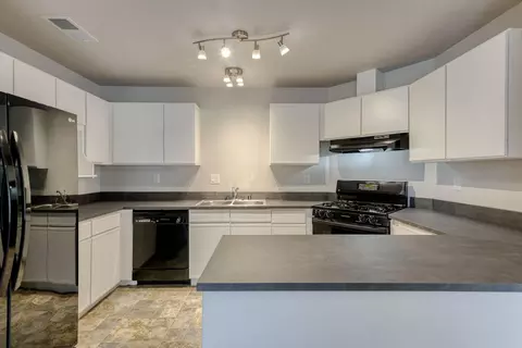 1779 Willis St, Redding, CA 96001 photo 4