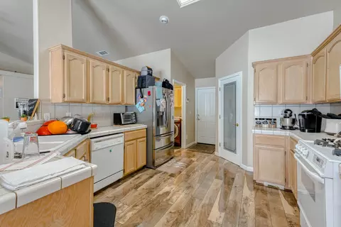 3461 Meridian Dr, Redding, CA 96002 photo 11