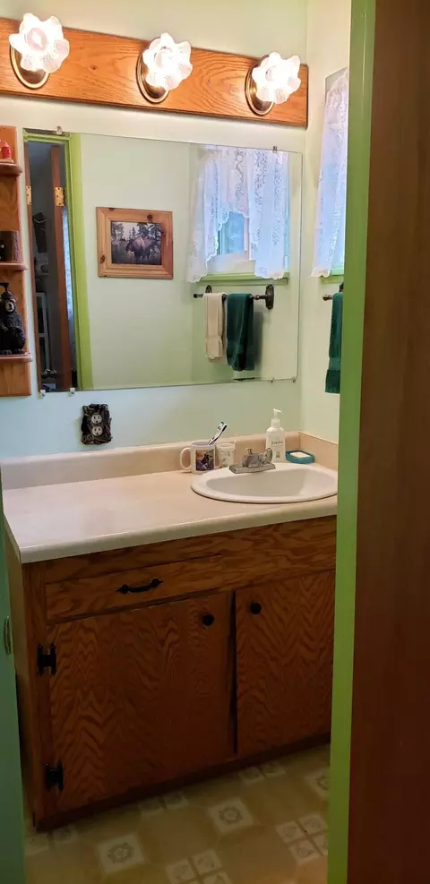 37450 Mountain View Rd, Burney, CA 96013 photo 9