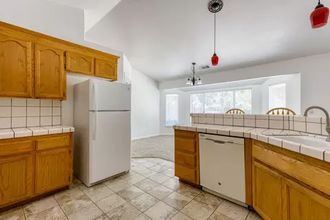 5750 Constitution Way, Redding, CA 96003 photo 8