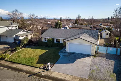 475 Woodhill Dr, Redding, CA 96003 photo 27