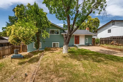1741 Regent Ave, Redding, CA 96001 photo 3