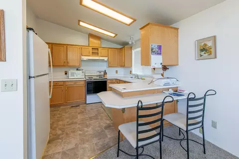 1136 Brokeoff Walk, Redding, CA 96003 photo 13