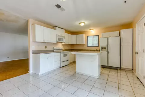 2298 Christian Ave, Redding, CA 96002 photo 5