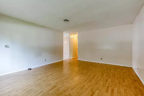 2298 Christian Ave, Redding, CA 96002 photo 3