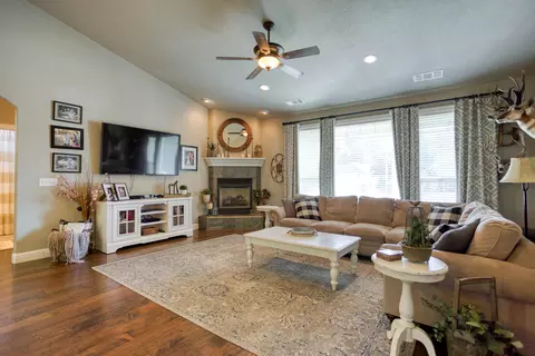 2937 Nicolet Ln, Redding, CA 96001 photo 5