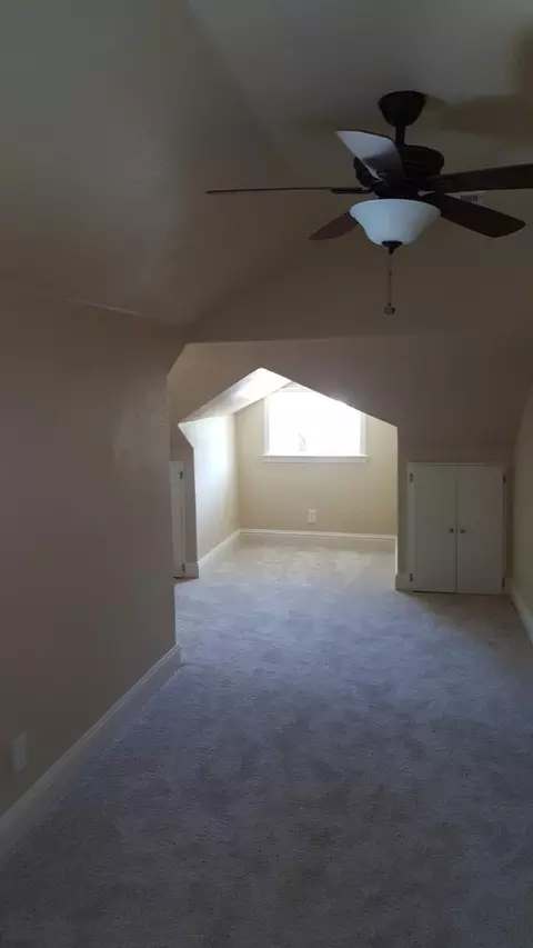 1426 Olive Ave, Redding, CA 96001 photo 9