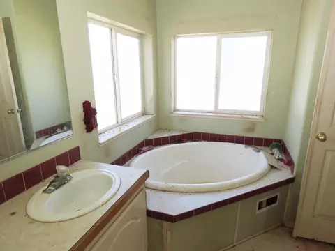 11672 Roberta Way, Bella Vista, CA 96008 photo 10