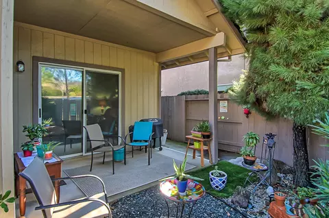 512 Mammoth Path, Redding, CA 96003 photo 34