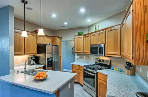 512 Mammoth Path, Redding, CA 96003 photo 12